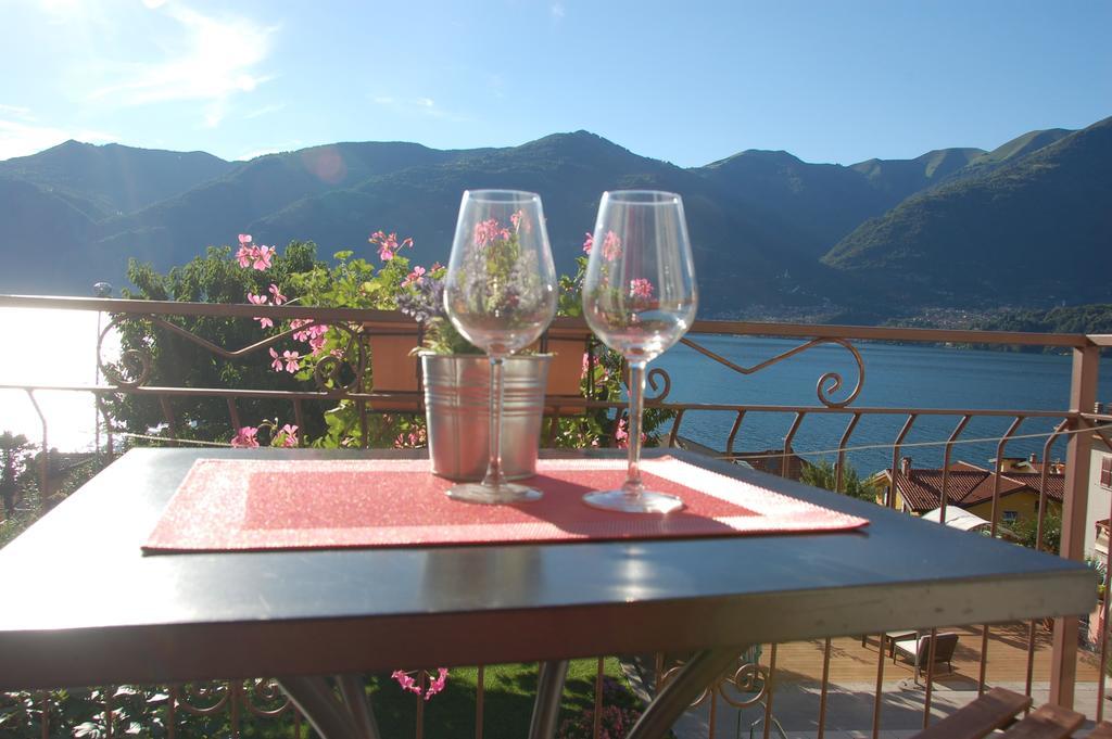 B&B Cherry En Rose Lezzeno Ruang foto